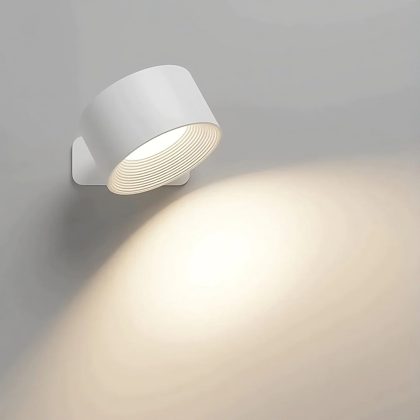 Ambiora Glow Sconce